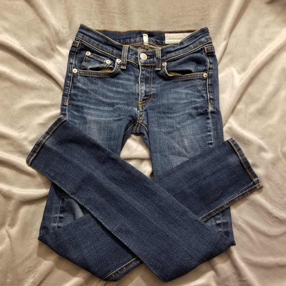 Rag & Bone Sz 24 skinny dark wash jeans